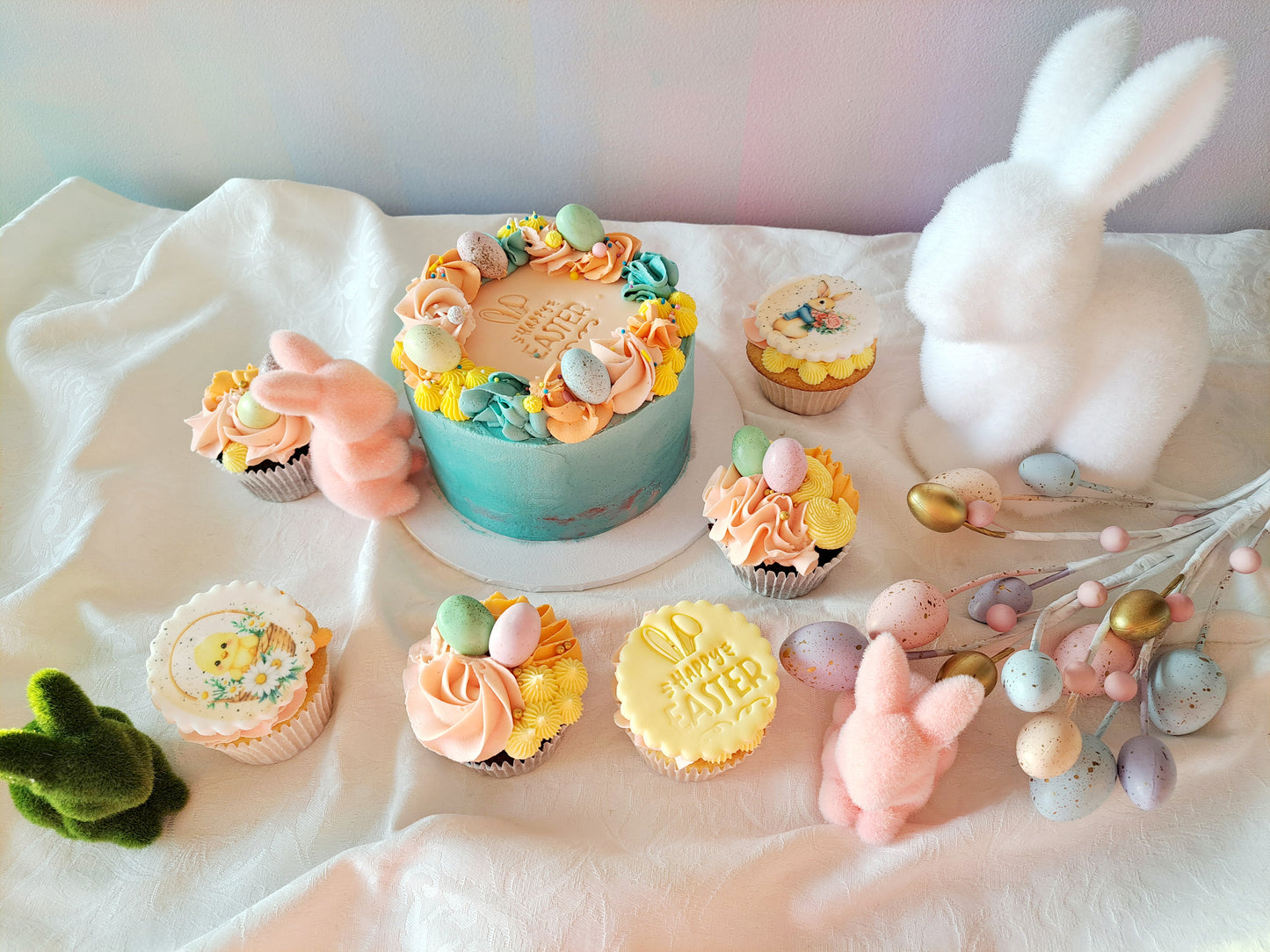 Mini Cake & Cupcakes